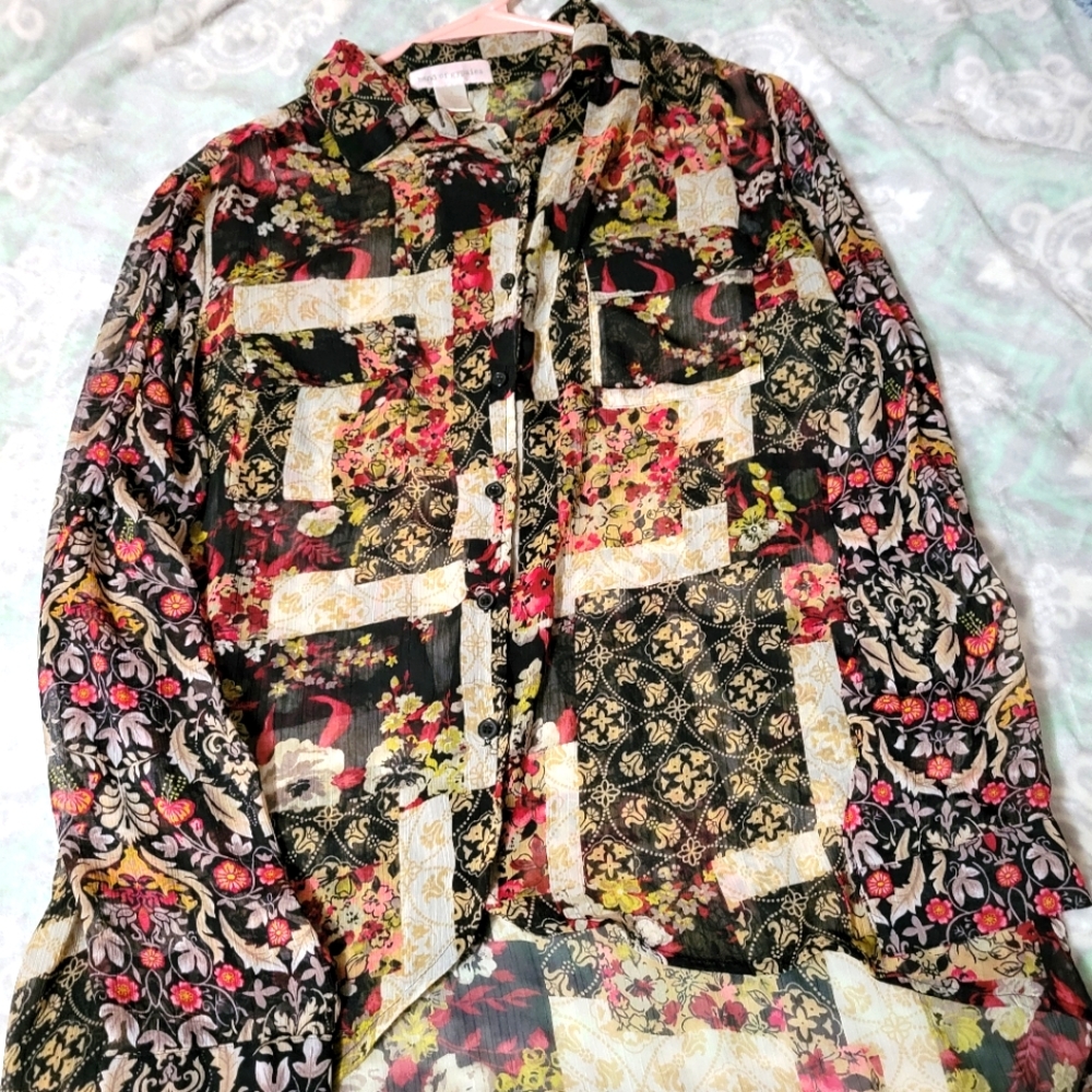 Band Of Gypsies button down flowy shirt size S